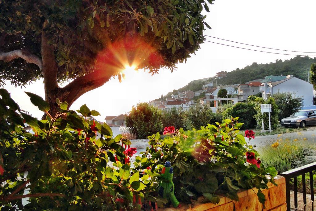 Holiday Home Apartment Tedo Klek Exterior foto
