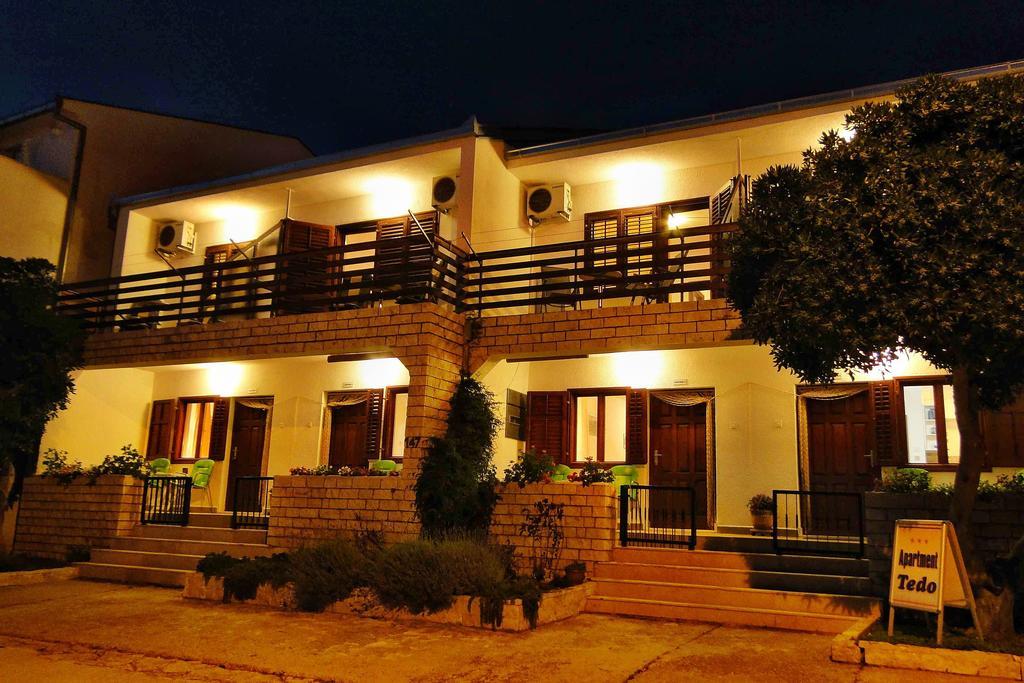 Holiday Home Apartment Tedo Klek Exterior foto