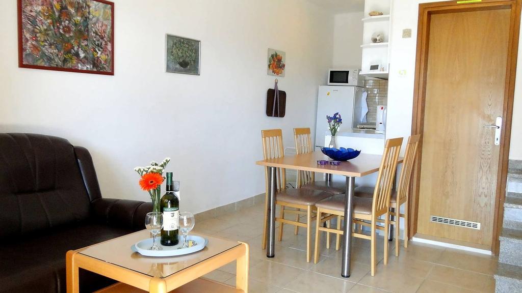 Holiday Home Apartment Tedo Klek Exterior foto
